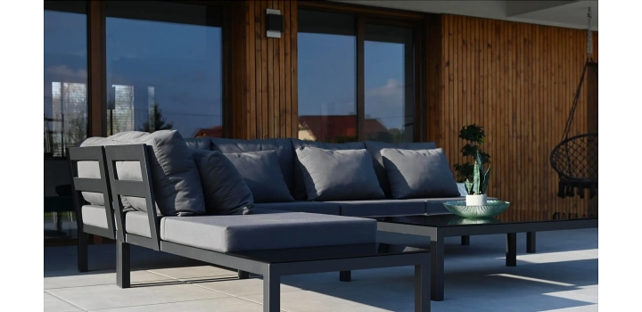 Meble ogrodowe almeria z ciemnymi blatami