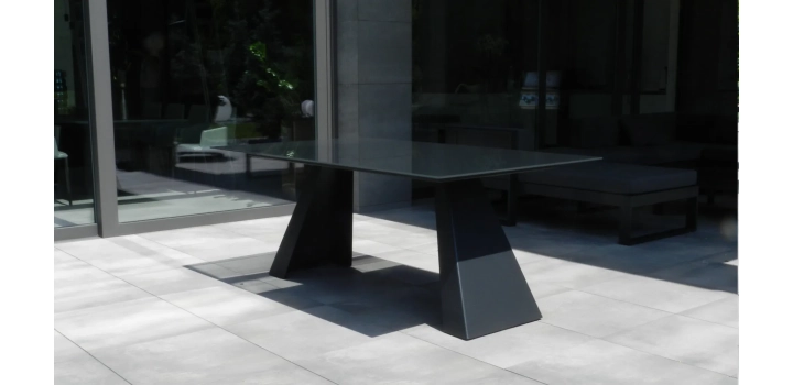 Stół ogrodowy z szklanym blatem sewilla